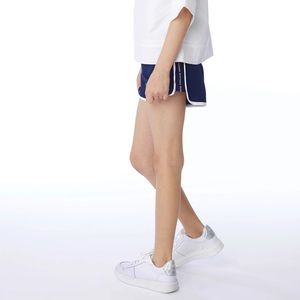 Hugo Boss Girls Navy Shorts Sz 12/XS NWOT